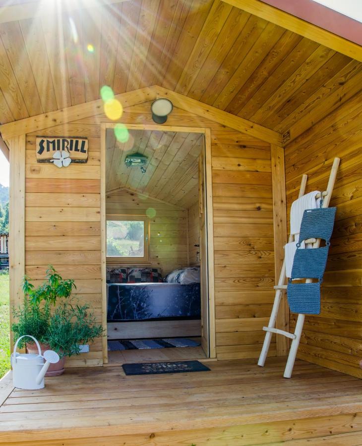 Hotel Camp The Sunrise Hill Pivka Exterior foto