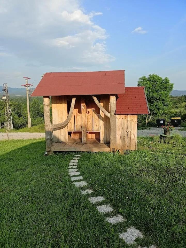 Hotel Camp The Sunrise Hill Pivka Exterior foto